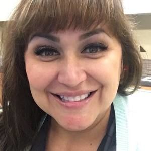 Meet your Posher, Claudia